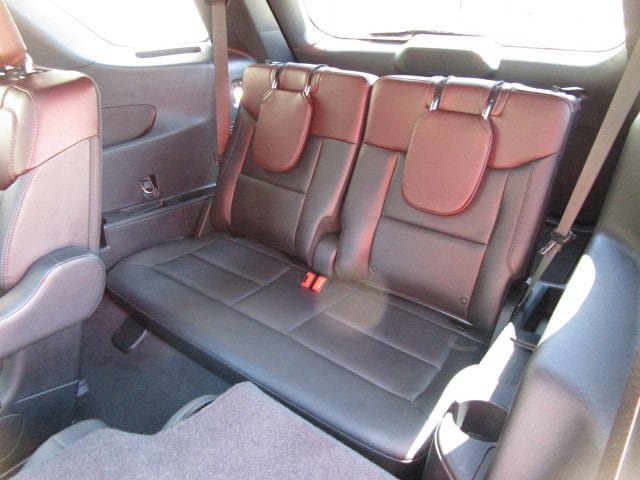 Used 2022 Ford Explorer Platinum w/ Equipment Group 601A AWD/4WD image 12