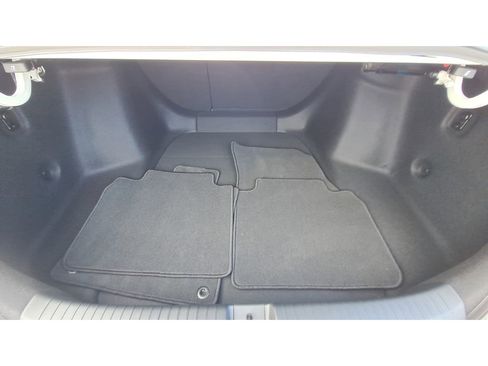 Used 2025 Honda Accord Sport image 12