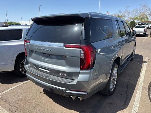 Used 2025 GMC Yukon XL Denali image 3