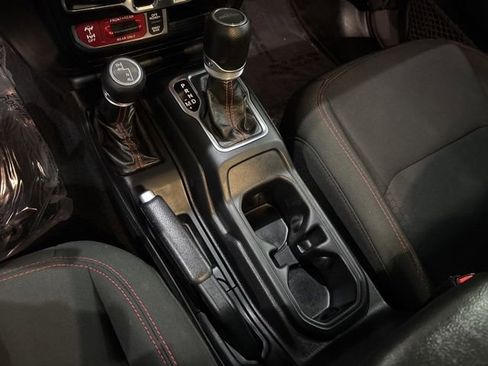 Used 2020 Jeep Gladiator Rubicon image 15