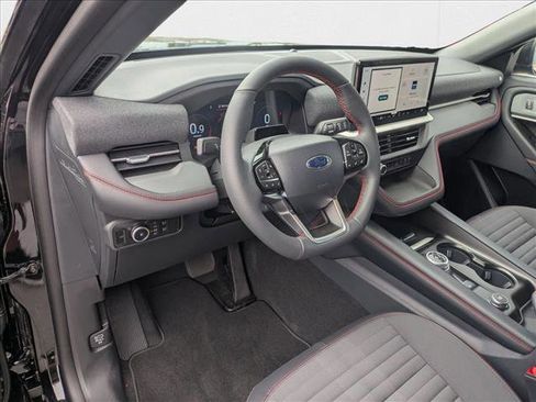 New 2025 Ford Explorer ST-Line image 2