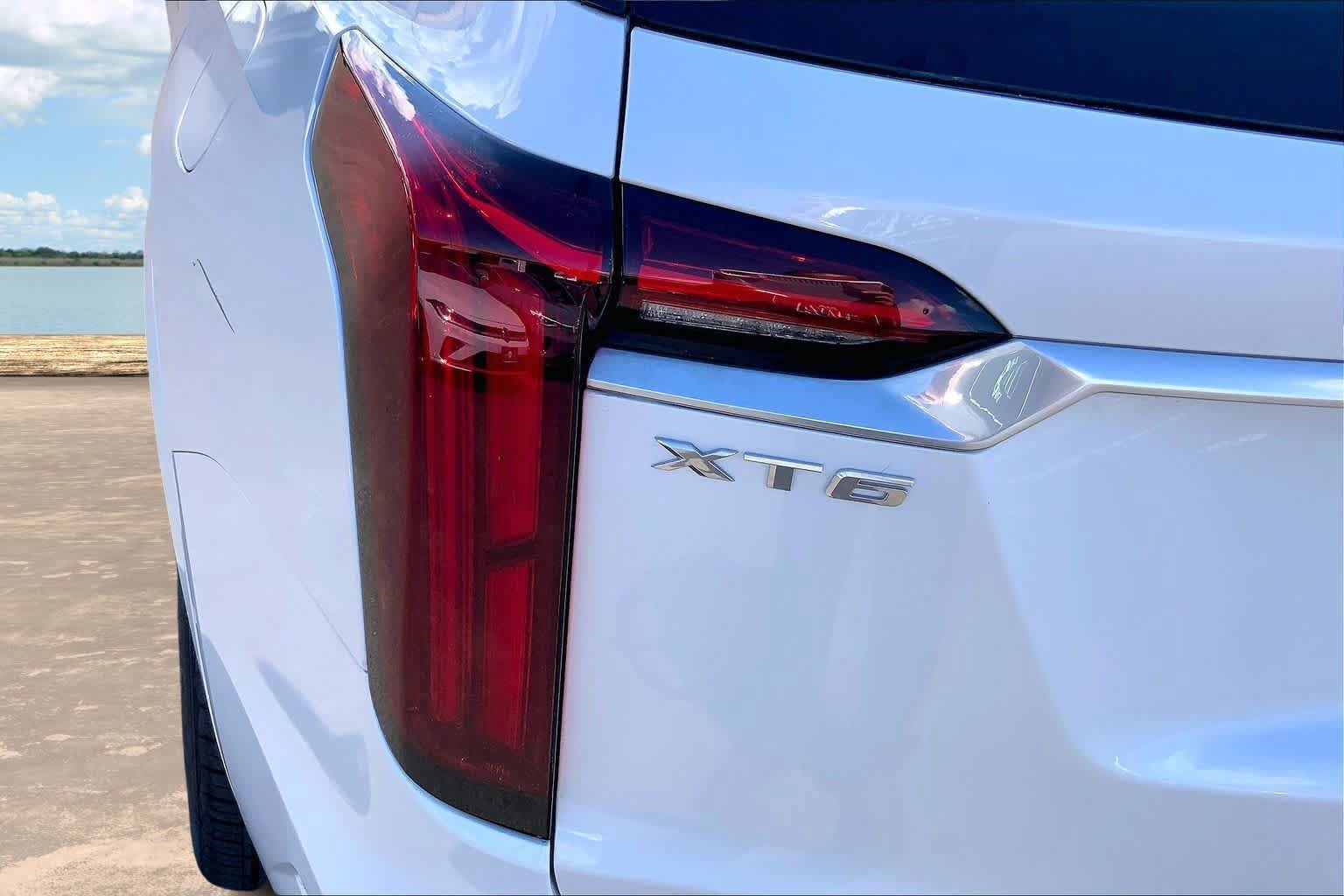 Used 2023 Cadillac XT6 Premium Luxury w/ Technology Package FWD image 32