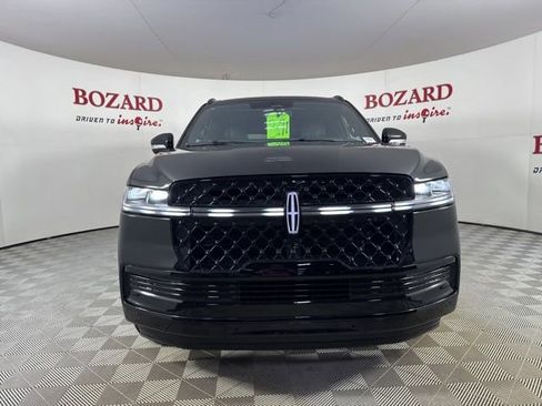 New 2025 Lincoln Navigator L Reserve w/ Jet Appearance Package image 2