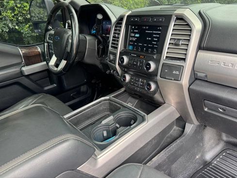 Used 2017 Ford F250 Platinum w/ Platinum Ultimate Package AWD/4WD image 14