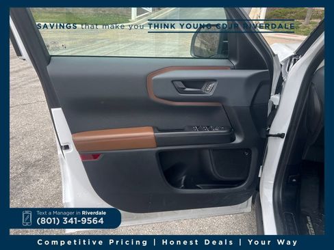 Used 2022 Ford Bronco Sport Outer Banks w/ Tech Package image 10