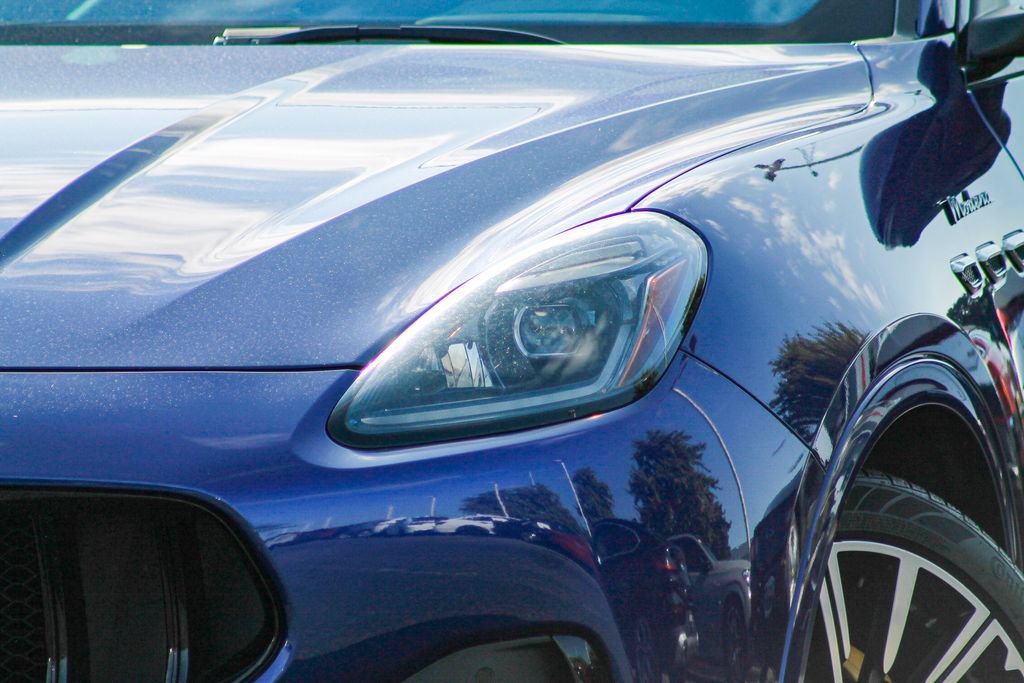 Used 2023 Maserati Grecale Modena AWD/4WD image 16