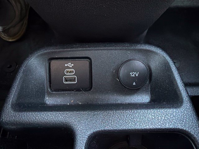 Used 2023 Ford Transit Connect XL FWD image 31