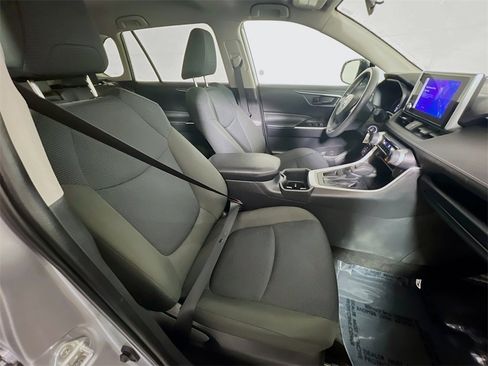 Certified 2023 Toyota RAV4 LE image 23