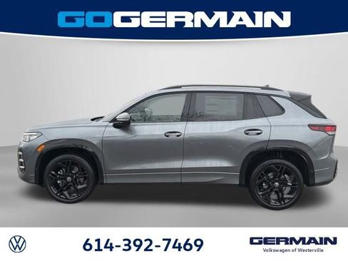 New 2026 Volkswagen Tiguan SE R-Line image 11