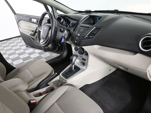 Used 2015 Ford Fiesta SE image 15