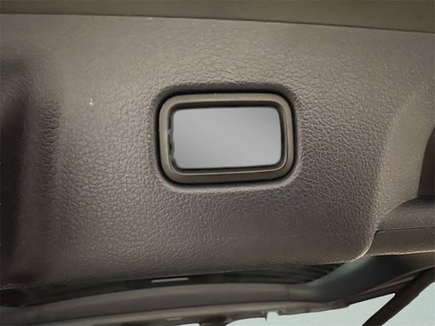 Used 2023 Hyundai Palisade Limited image 22