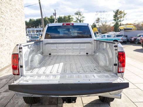 Used 2013 RAM 2500 Tradesman w/ Chrome Appearance Group image 7