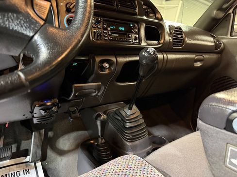Used 2001 Dodge Ram 3500 Truck 4x4 Quad Cab image 35