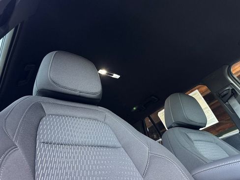 New 2026 Chevrolet Equinox LT image 17