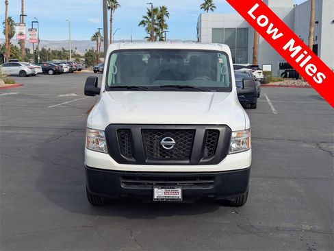 Used 2020 Nissan NV 3500 S image 7