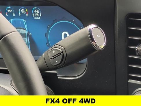 New 2026 Ford F250 Platinum w/ FX4 Off-Road Package image 14