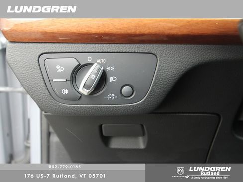 Used 2021 Audi Q5 2.0T Premium w/ Convenience Package image 15