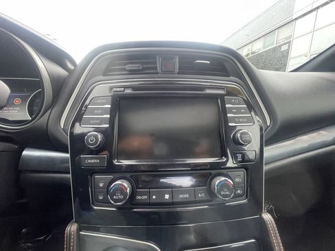 Certified 2023 Nissan Maxima SR w/ Sport Mat Group FWD image 14