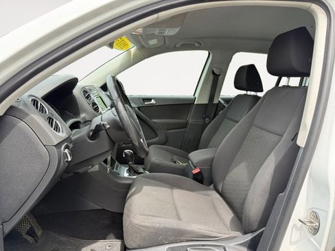 Used 2015 Volkswagen Tiguan S AWD/4WD image 12