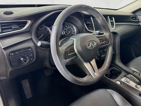 Certified 2023 INFINITI QX50 Luxe FWD image 11