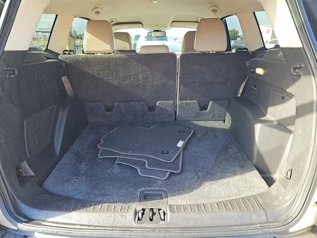 Used 2017 Ford Escape Titanium FWD image 23