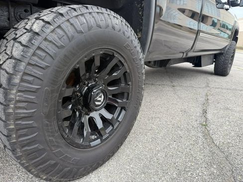 Used 2019 GMC Sierra 3500 Denali w/ Duramax Plus Package AWD/4WD image 7