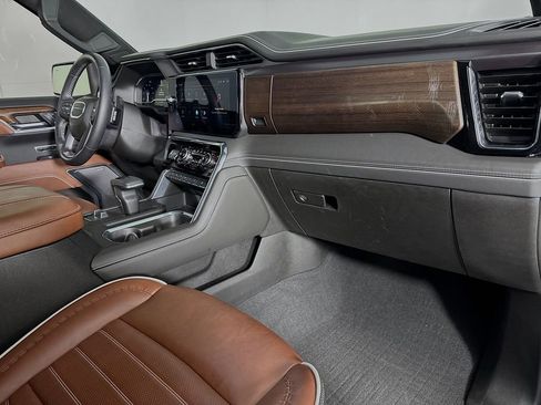 Used 2025 GMC Sierra 1500 Denali Ultimate image 34