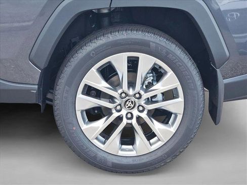 New 2025 Toyota RAV4 Limited image 9