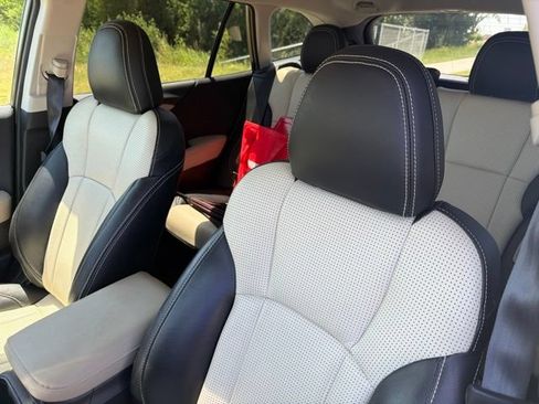 Certified 2025 Subaru Outback Premium AWD/4WD image 10