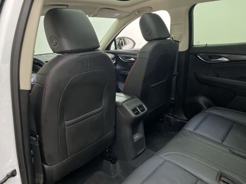 Used 2022 Buick Envision Essence w/ Technology Package I image 16