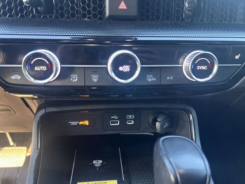 Used 2023 Honda CR-V EX-L image 16