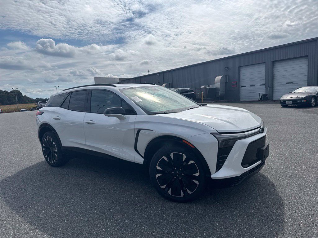 Used 2024 Chevrolet Blazer EV RS AWD/4WD image 1