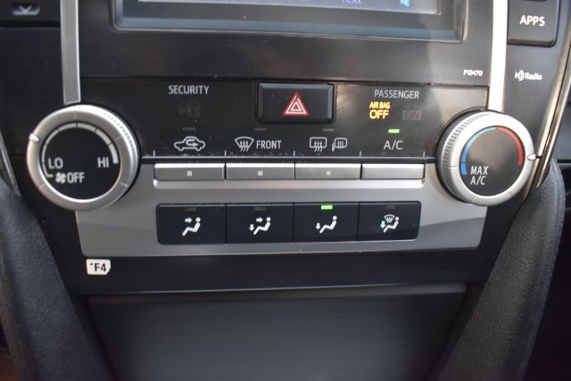 Used 2014 Toyota Camry SE FWD image 26
