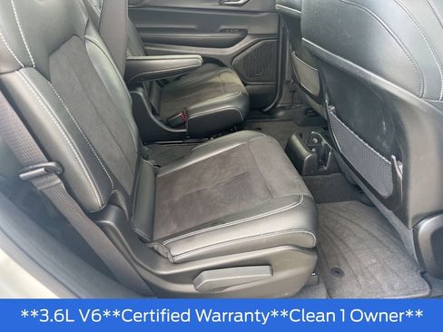 Used 2024 Jeep Grand Cherokee L Altitude image 34