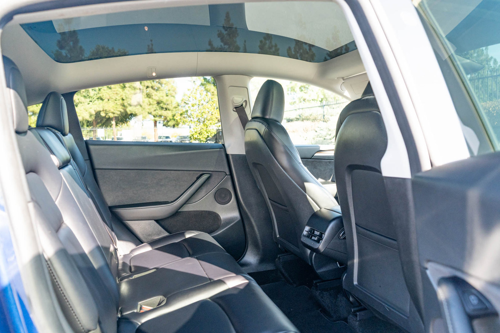 Used 2023 Tesla Model Y Long Range AWD/4WD image 20