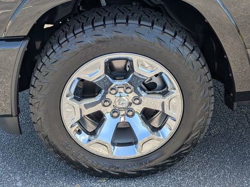 Used 2025 RAM 1500 Big Horn AWD/4WD image 13