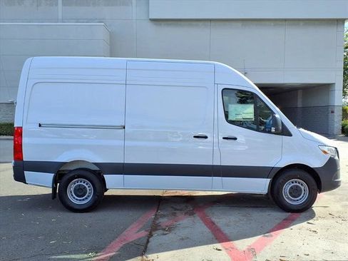 New 2026 Mercedes-Benz Sprinter 2500 image 23