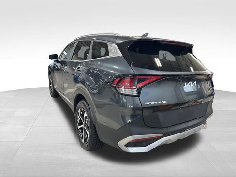 Certified 2023 Kia Sportage EX image 9