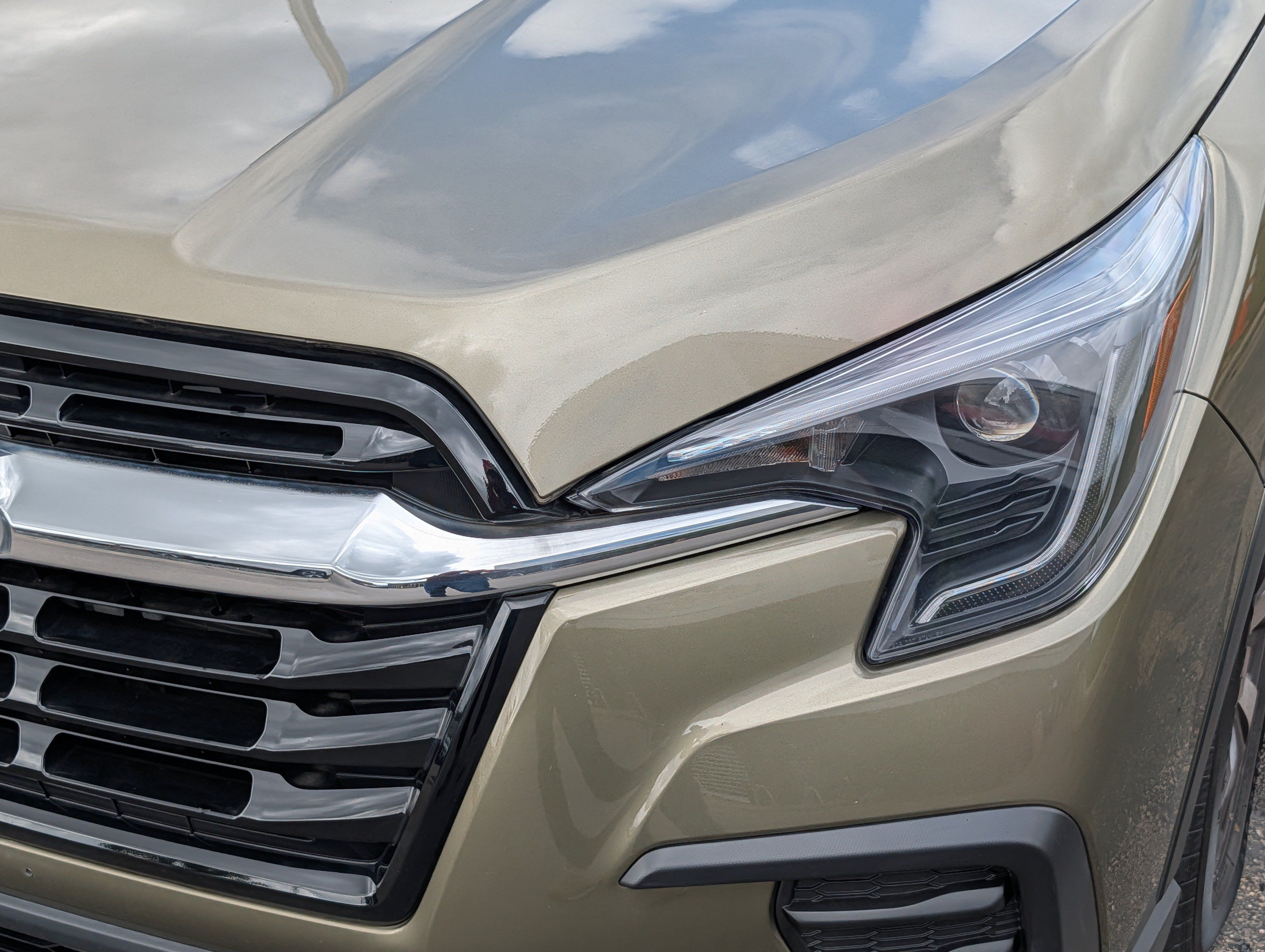 Certified 2025 Subaru Ascent Premium AWD/4WD image 16