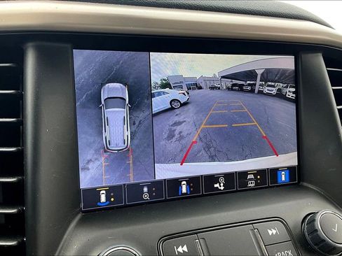 Used 2023 GMC Acadia Denali w/ Denali Ultimate Package AWD/4WD image 14