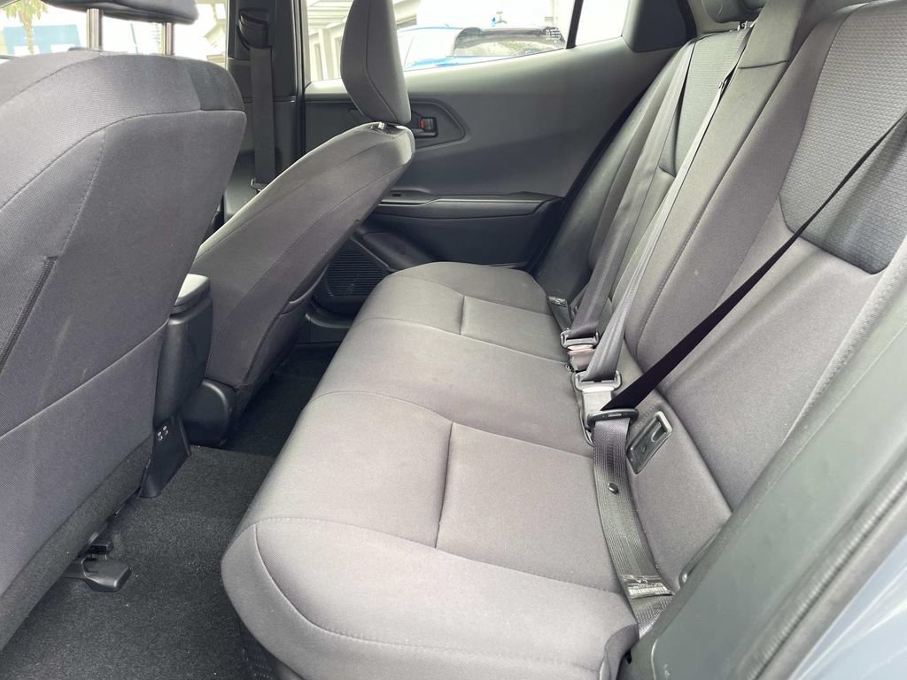 Used 2025 Toyota Prius LE FWD image 13