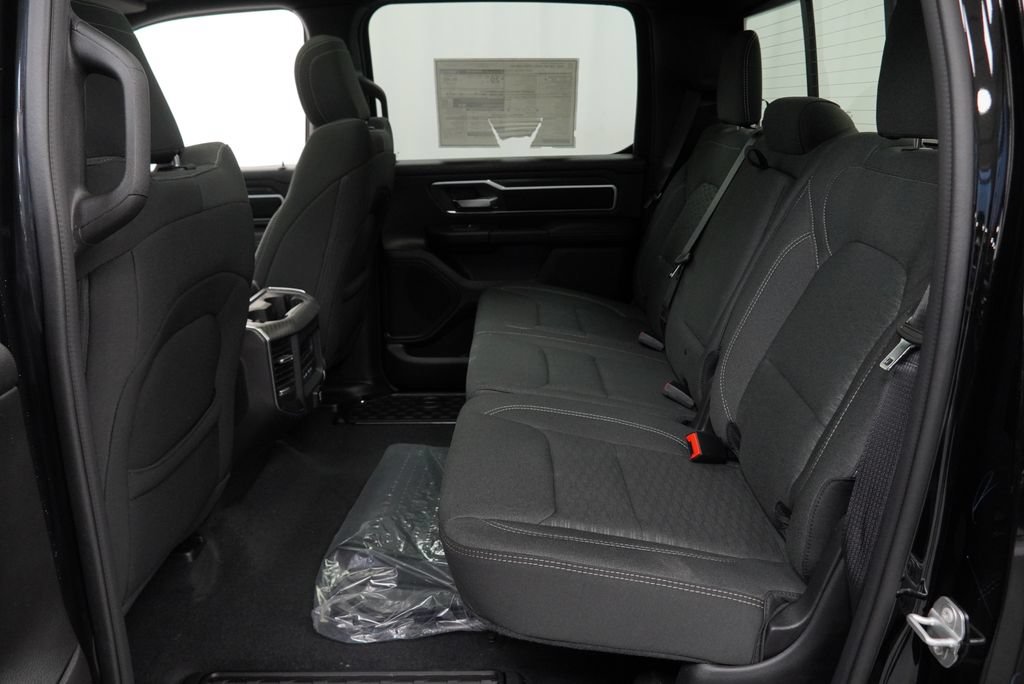 New 2026 RAM 1500 Big Horn AWD/4WD image 14