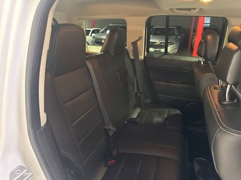 Used 2015 Jeep Patriot High Altitude image 32