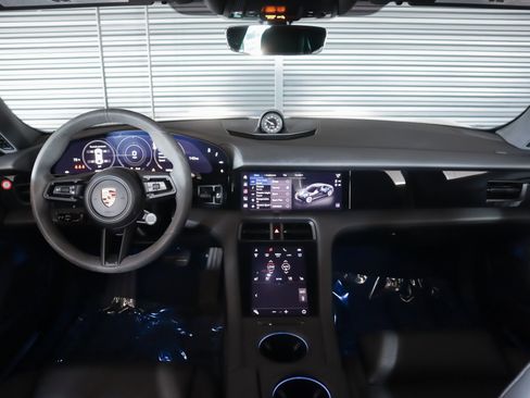 Used 2024 Porsche Taycan 4S image 14