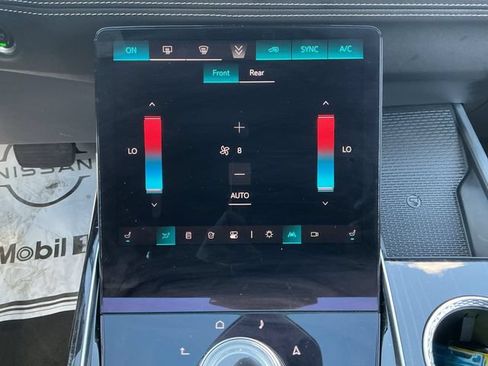 Used 2025 Cadillac Escalade Sport w/ LPO, ONYX Package AWD/4WD image 18