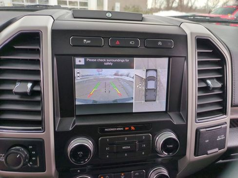 Used 2018 Ford F150 Lariat w/ Equipment Group 502A Luxury image 17