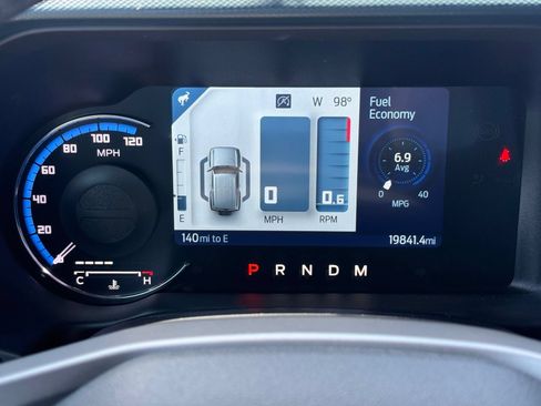 Used 2024 Ford Bronco Outer Banks w/ Sasquatch Package AWD/4WD image 12