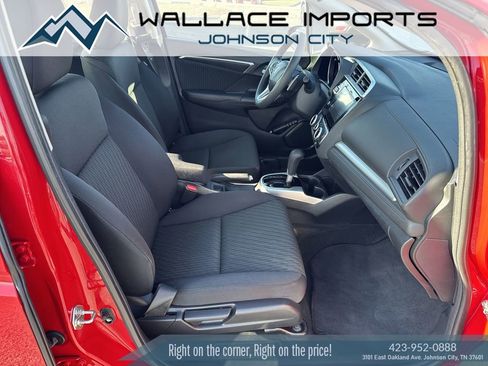 Used 2018 Honda Fit EX image 37