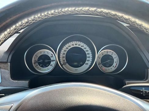 Used 2014 Mercedes-Benz E 350 4MATIC Sedan image 19