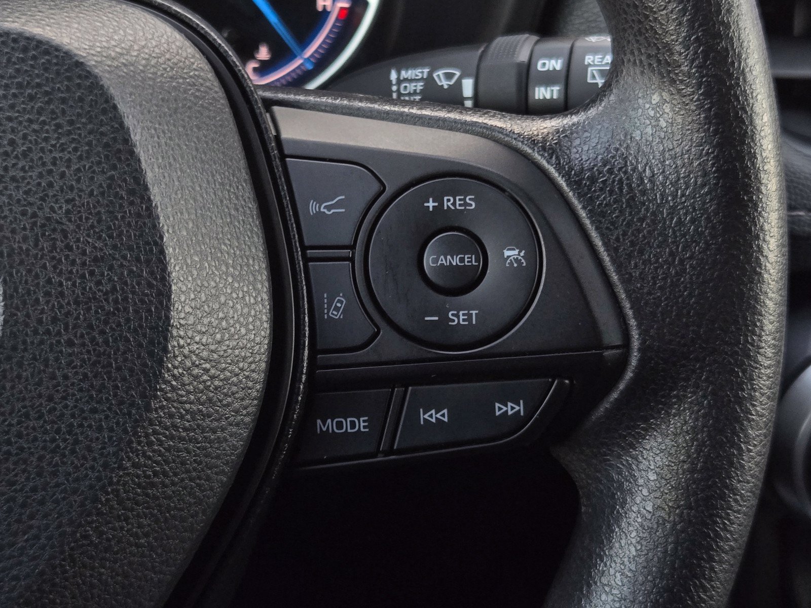 Certified 2025 Toyota RAV4 XLE AWD/4WD image 20